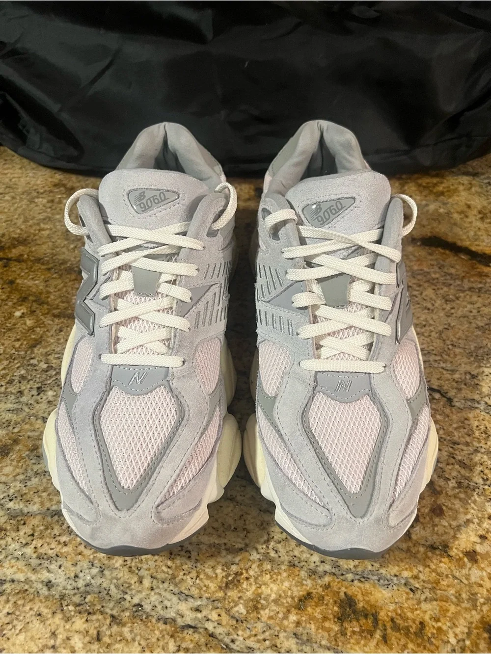 New Balance 9060 U9060SEB Gray Pink Cream Men’s Size 10 / Women’s 11.5